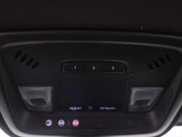 2023 Chevrolet Traverse AWD LT Cloth