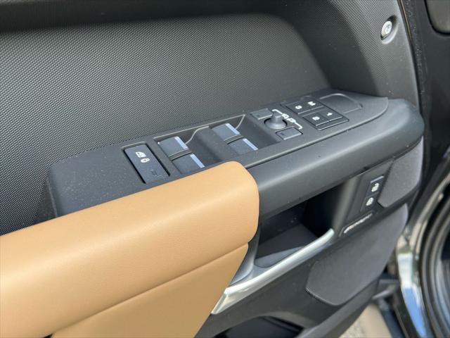 2026 Land Rover Defender P300 S