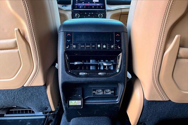 2023 Jeep Grand Cherokee L Summit Reserve 4x4