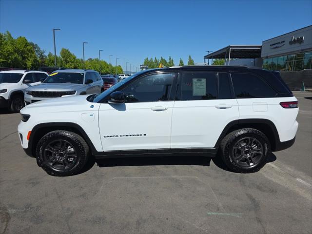 2025 Jeep Grand Cherokee Trailhawk