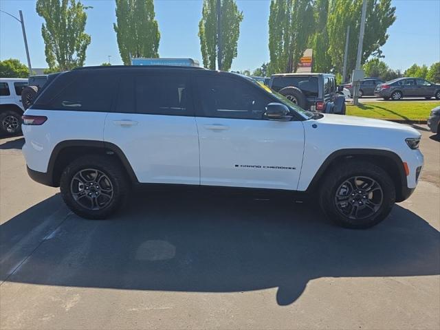 2025 Jeep Grand Cherokee Trailhawk