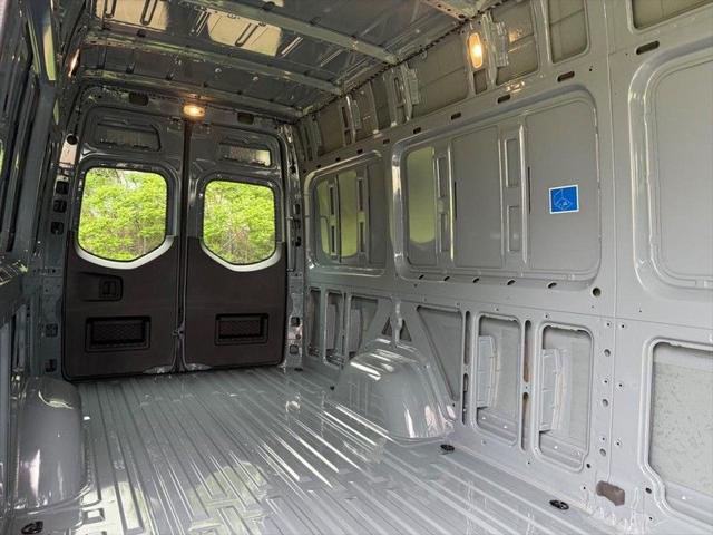 2026 Mercedes-Benz Sprinter 2500 High Roof 4-Cyl Diesel HO