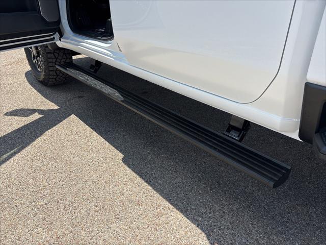 2026 GMC Sierra 2500HD Crew Cab, Standard Bed, AT4X, 4WD