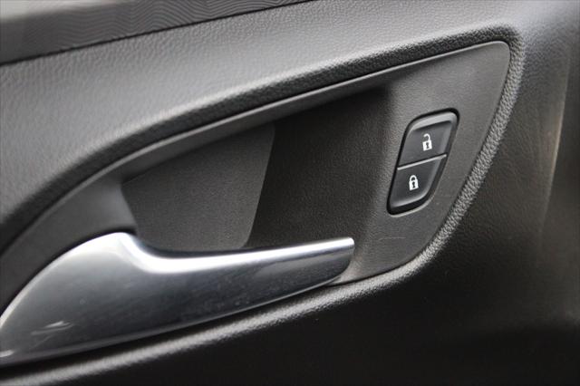 2024 Buick NV Sport Touring FWD