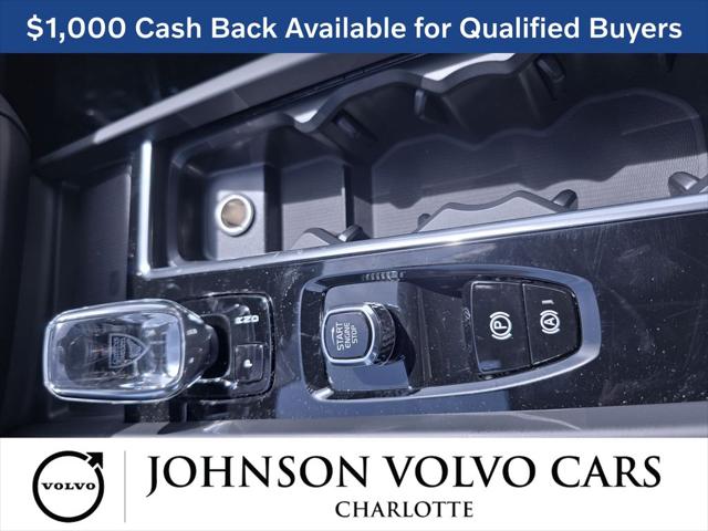2026 Volvo XC60 B5 Plus