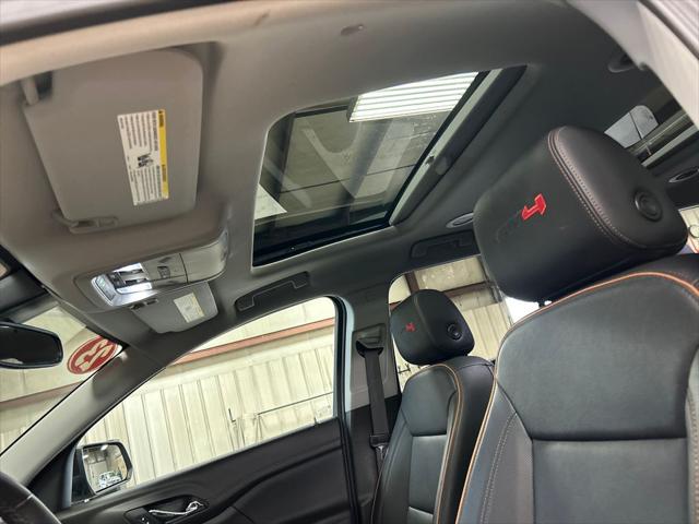 2023 GMC Acadia AWD AT4