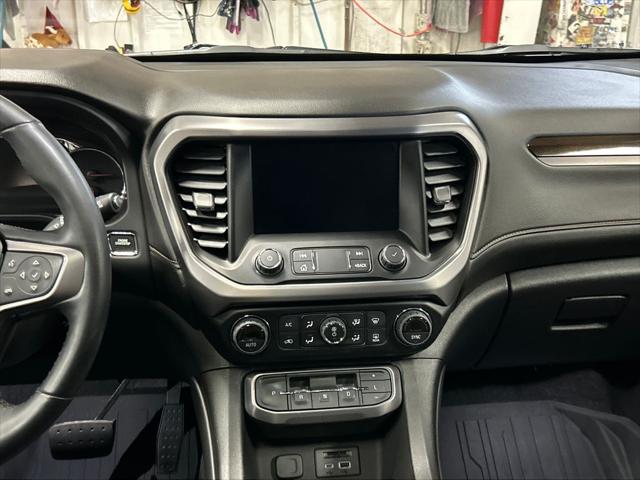 2023 GMC Acadia AWD AT4
