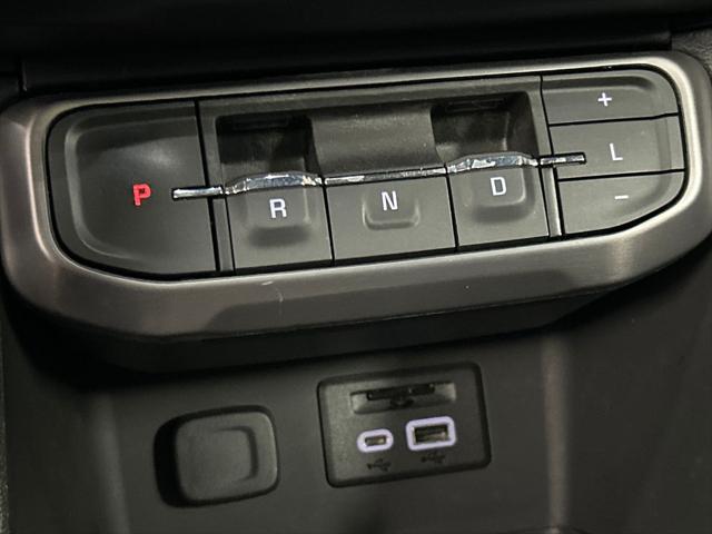 2023 GMC Acadia AWD AT4