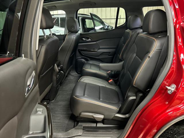 2023 GMC Acadia AWD AT4