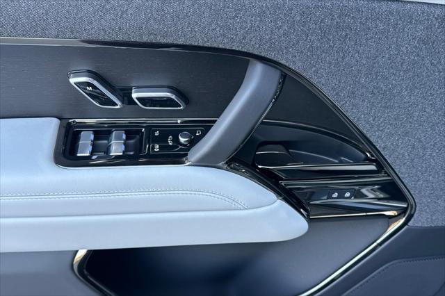 2026 Land Rover Range Rover Sport P360 SE
