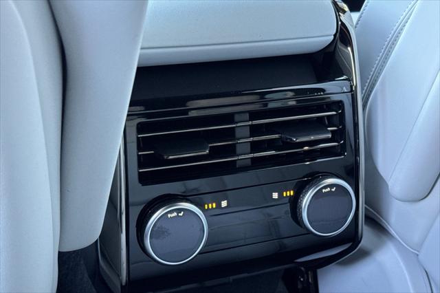 2026 Land Rover Range Rover Sport P360 SE