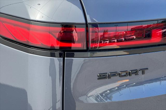2026 Land Rover Range Rover Sport P360 SE