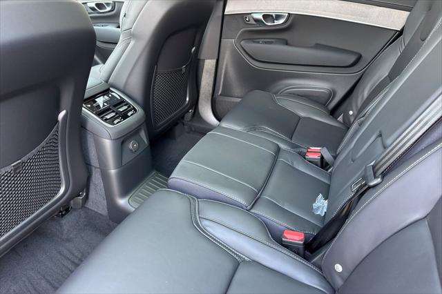 2026 Volvo XC90 Plug-In Hybrid Ultra, T8 AWD, Electric/Gasoline, Bright, 7 Seats