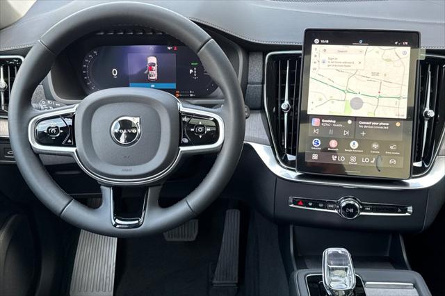 2026 Volvo XC90 Plug-In Hybrid Ultra, T8 AWD, Electric/Gasoline, Bright, 7 Seats