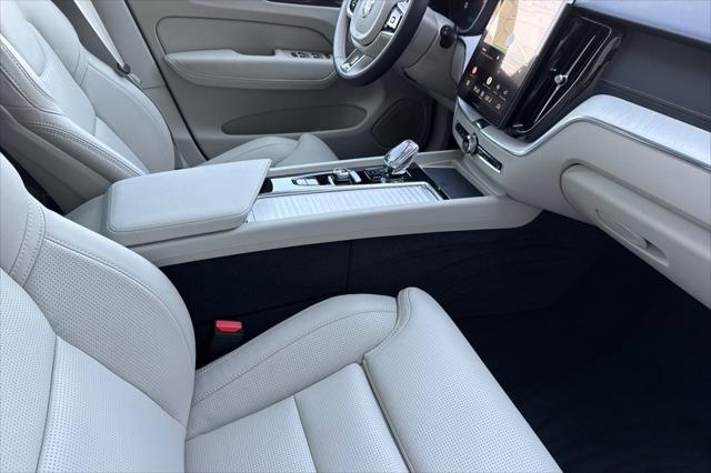 2026 Volvo XC60 Plug-In Hybrid Ultra, T8 AWD Electric/Gasoline, Dark