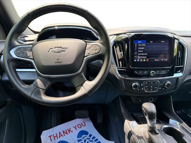2023 Chevrolet Traverse AWD LT Leather