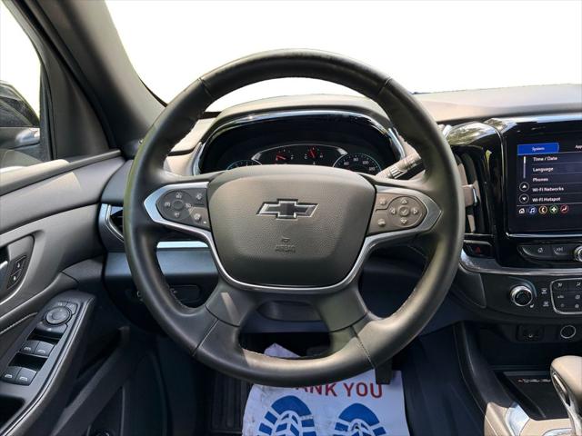 2023 Chevrolet Traverse AWD LT Leather