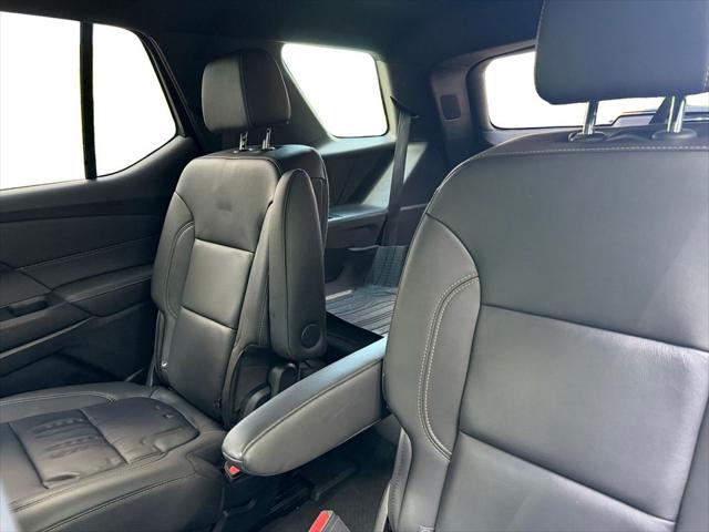 2023 Chevrolet Traverse AWD LT Leather