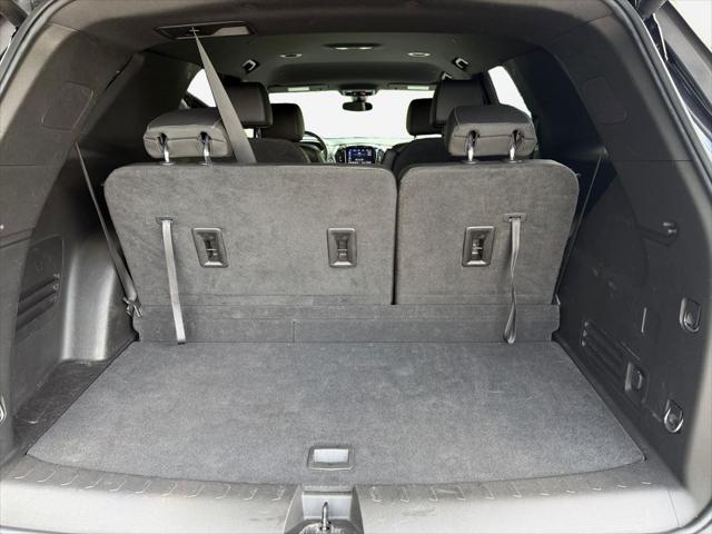 2023 Chevrolet Traverse AWD LT Leather