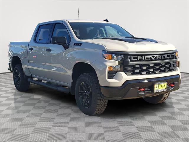 2026 Chevrolet Silverado 1500 4WD Crew Cab Short Bed Custom Trail Boss