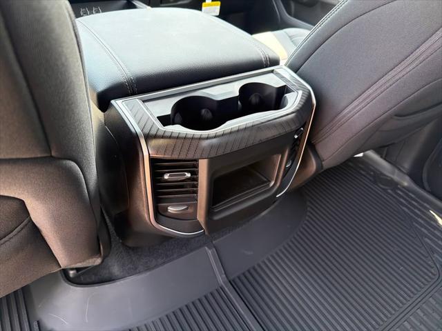 2026 Ram 1500 Lone Star Crew Cab 4x4 57 Box