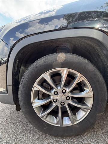 Used 2020 Jeep Cherokee Latitude Plus FWD For Sale in Millington, TN