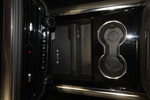 2025 Chevrolet Suburban 4WD Z71