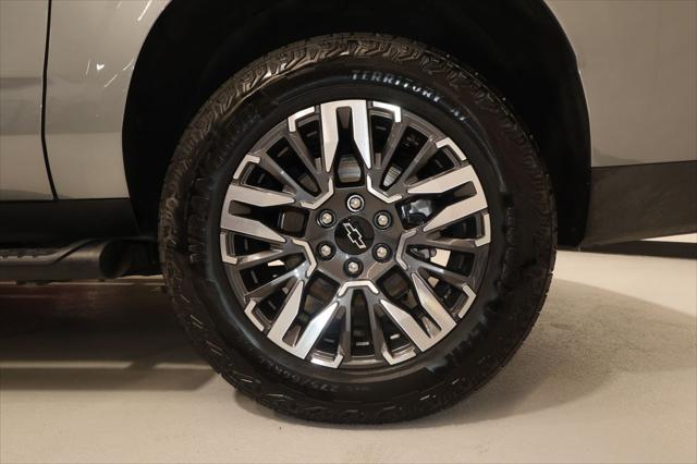 2025 Chevrolet Suburban 4WD Z71