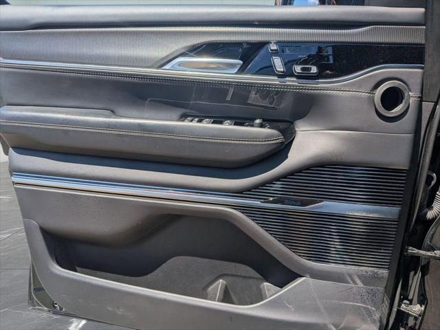 2023 Jeep Grand Wagoneer Obsidian 4x4