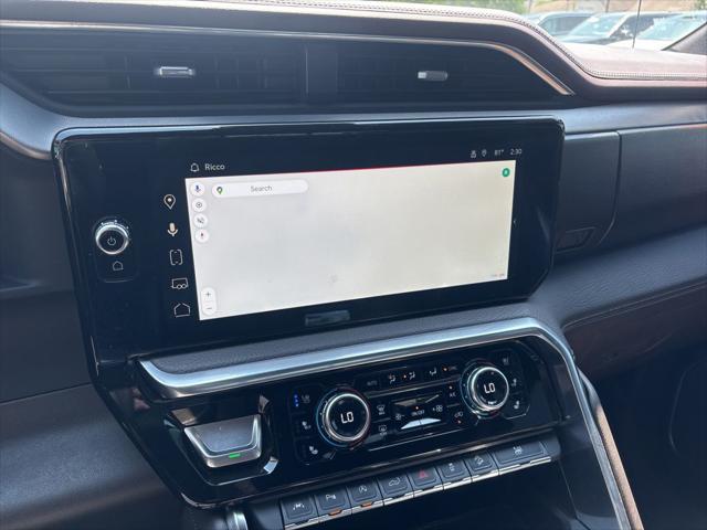 2023 GMC Sierra 1500 4WD Crew Cab Short Box Denali