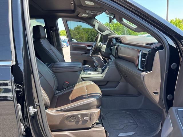 2023 GMC Sierra 1500 4WD Crew Cab Short Box Denali
