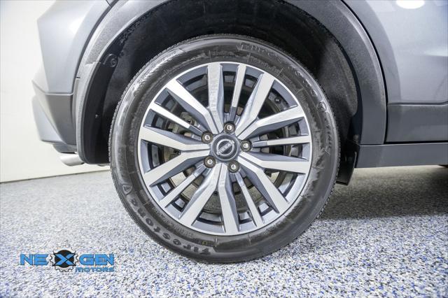 2023 Nissan Kicks SR Xtronic CVT