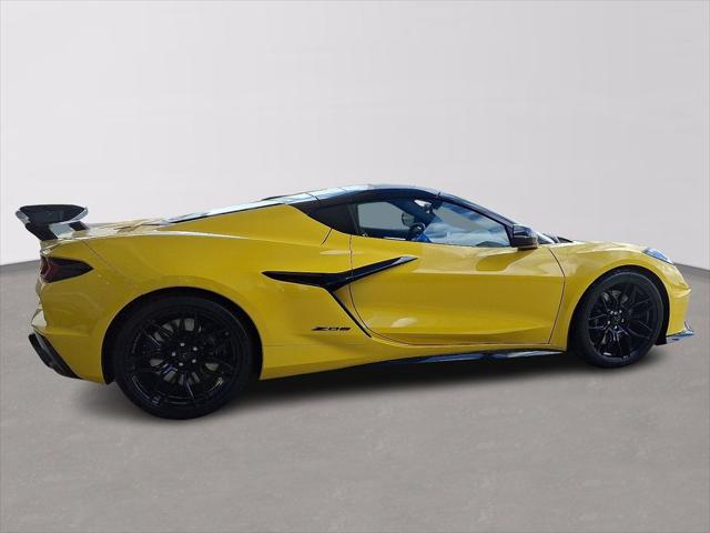 2025 Chevrolet Corvette Z06 RWD Coupe 2LZ