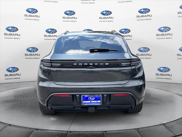 2025 Porsche Macan Electric 4S