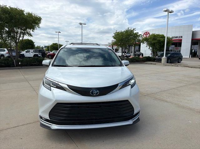 2023 Toyota Sienna XLE