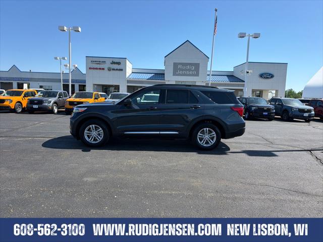 2024 Ford Explorer XLT