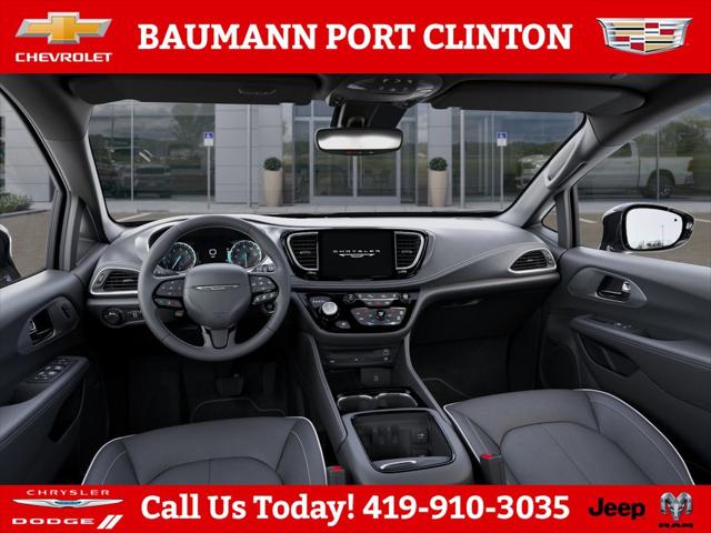 2027 Chrysler Pacifica Limited