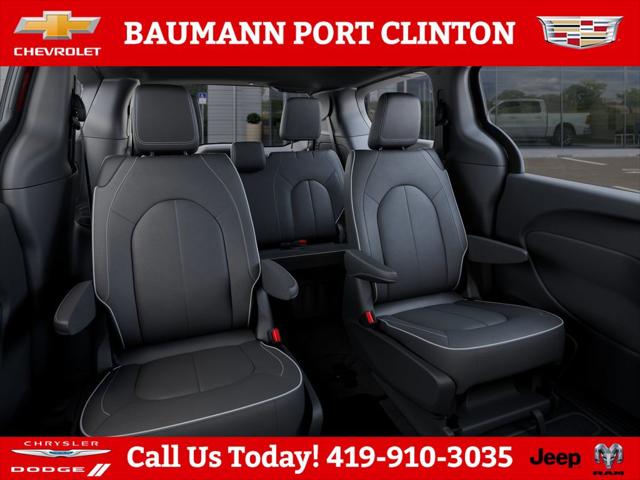 2027 Chrysler Pacifica Limited