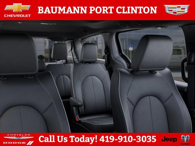 2027 Chrysler Pacifica Limited