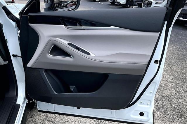 2027 INFINITI X6 SPORT