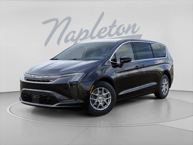 2027 Chrysler Pacifica Select for sale in Kissimmee, FL