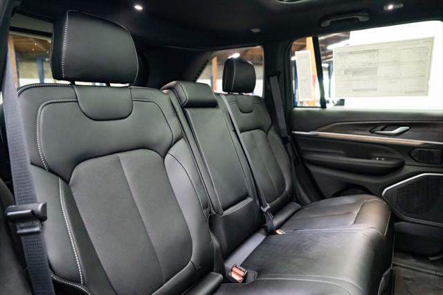 2026 Jeep Grand Cherokee Limited Reserve