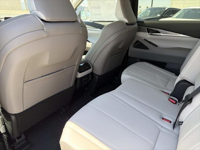 2027 INFINITI QX60 PURE