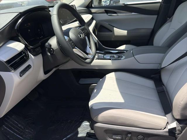 2027 INFINITI QX60 PURE