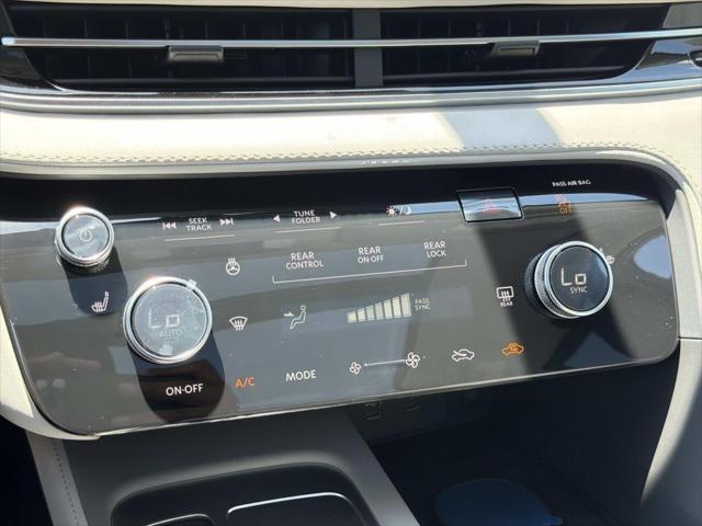 2027 INFINITI QX60 PURE