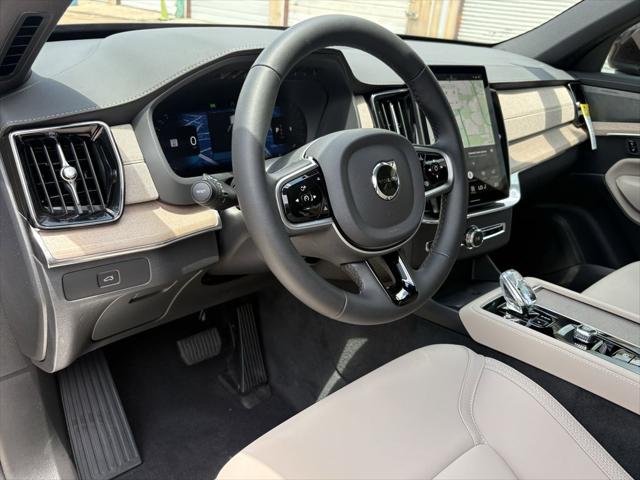 2026 Volvo XC90 Plus, B5 AWD Gas (mild hybrid), Gasoline, Bright, 7 Seats