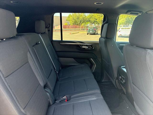 2026 Chevrolet Suburban LS, RWD
