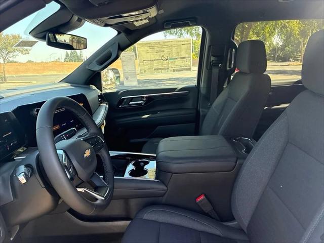 2026 Chevrolet Suburban LS, RWD