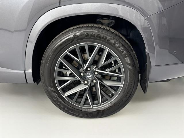2026 Lexus TX Premium - Photo 31