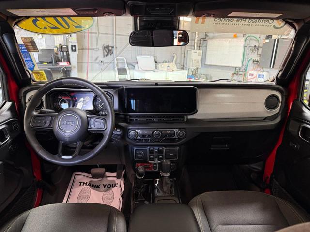2025 Jeep Wrangler 4-Door Willys 4x4